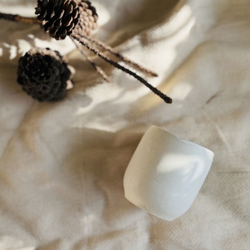 桌上的白瓷糖霜 / 一個人的喫茶時光 - 茶壺/茶杯/茶具 - 瓷 白色