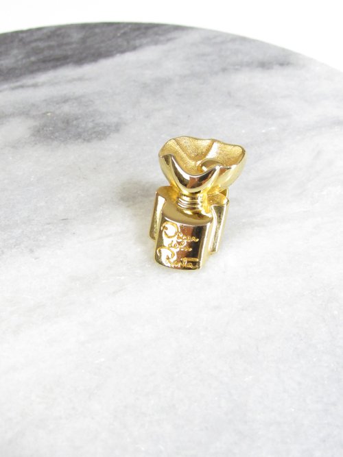 BOITE LAQUE Vintage Oscar de la Renta Perfume Bottle Brooch