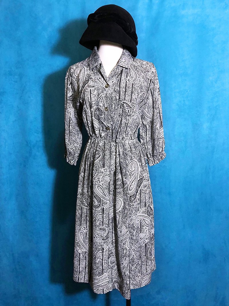 Totem vintage dress / abroad brought back VINTAGE - ชุดเดรส - เส้นใยสังเคราะห์ ขาว