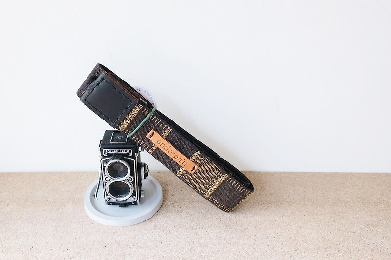[Endorphin] handmade camera strap leather + cotton + metal buckle (limited edition) - กล้อง - ผ้าฝ้าย/ผ้าลินิน สีทอง
