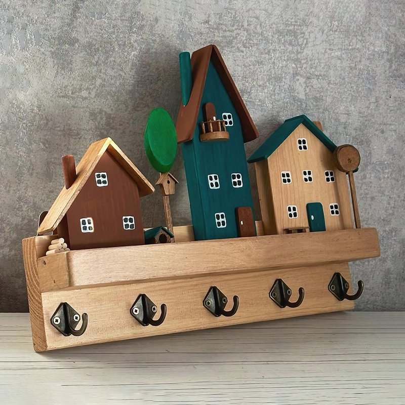 Wood Key Holder with 3 Houses Street 5 Hooks for Entryway Kitchen Office - 衣架/衣帽架/掛勾 - 木頭 多色