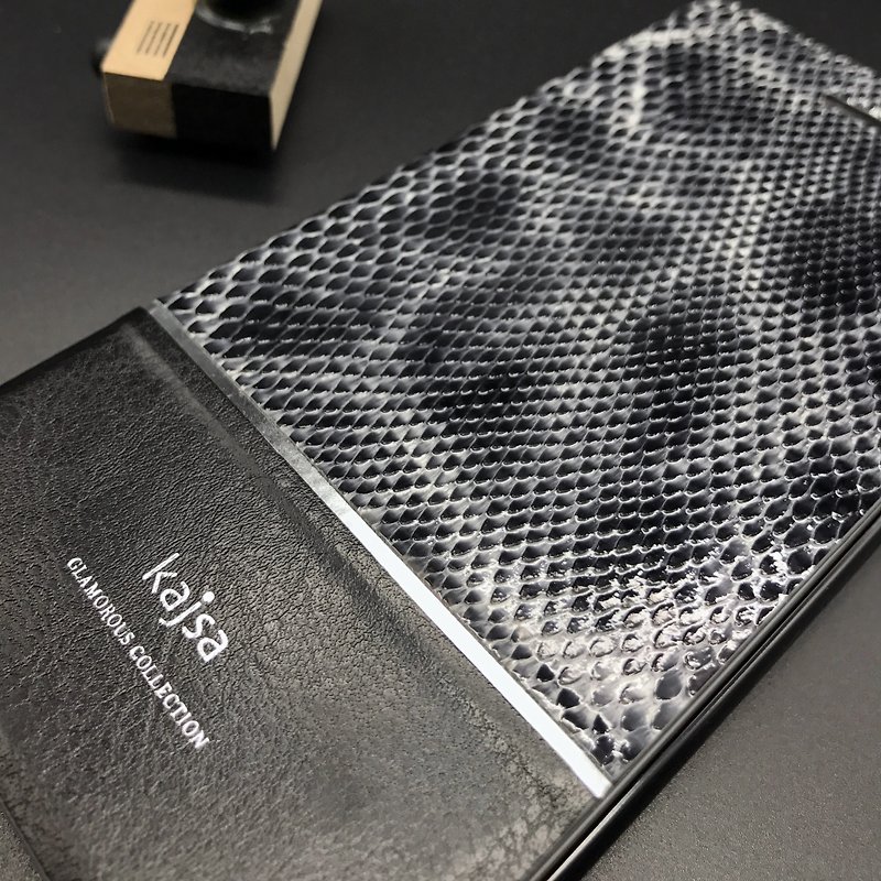 Monarch Snakeskin Pattern Flip Phone Case Black - Other - Genuine Leather Black