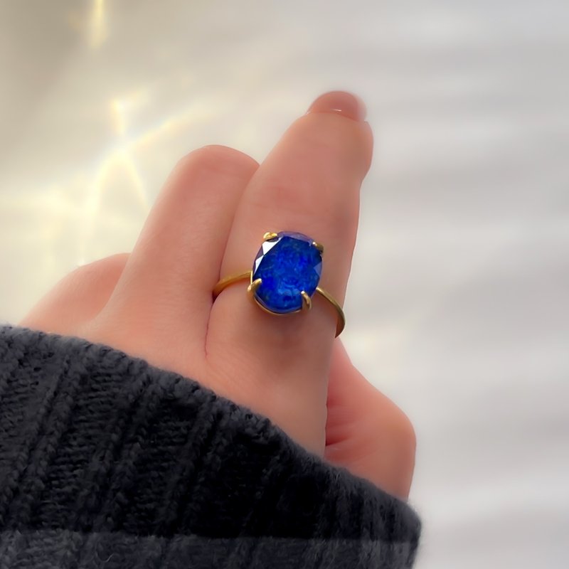 Lapis lazuli crystal Ring【gift box】 - リング・指輪 - 半貴石 ブルー