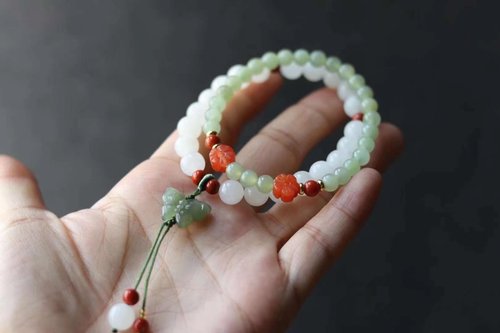 Angel's tears 天使之淚 Jewelry Design 天然和田玉-青海料晴水玉/俄白玉 蝶戀花 雙串設計手串