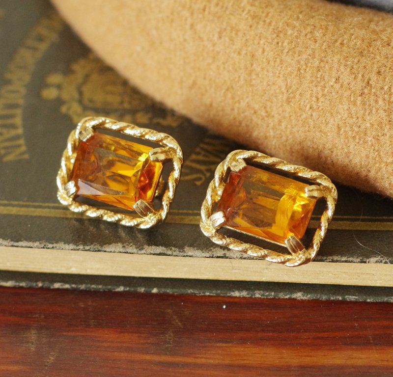 古董金色咖啡蜂蜜色萊茵石方塊夾式耳環SARAH COVENTRY C1056 - 耳環/耳夾/耳骨夾 - 其他金屬 金色