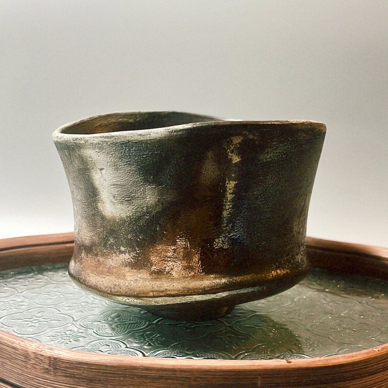 Purely hand-made wood-fired tea bowl/Handmade by Xiao Pingfan - ถ้วย - ดินเผา 