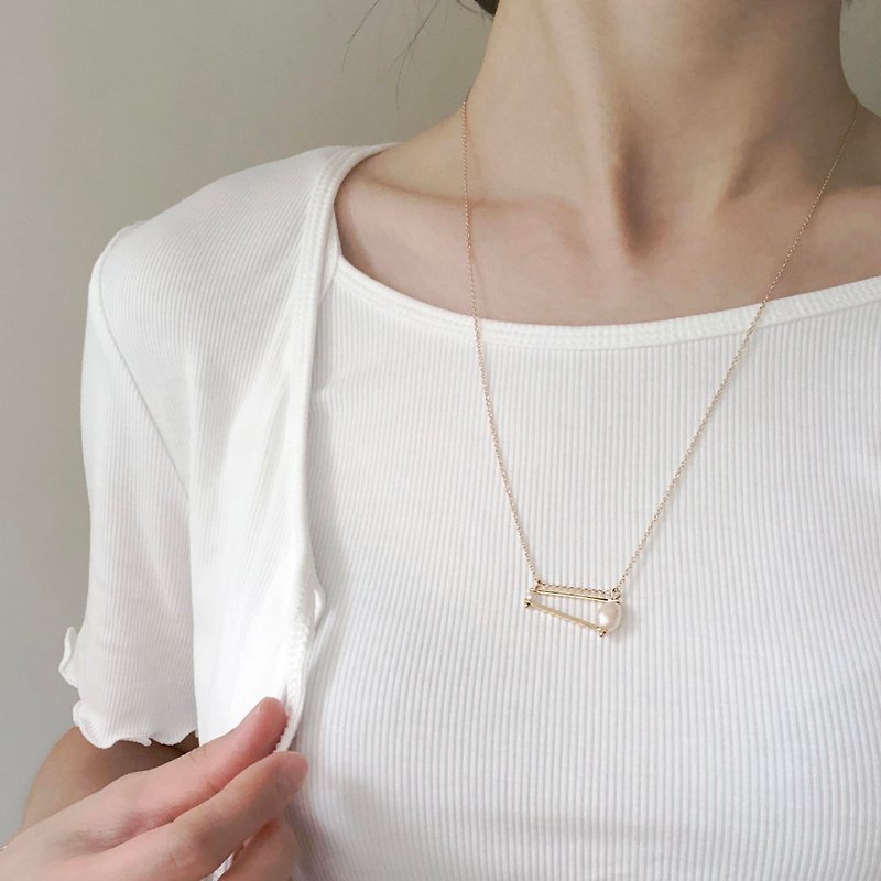 Modern Era Pearl Necklace Girls Necklace 14K Gold Filled Girls Gift Valentine's Day Gift - Necklaces - Pearl Gold