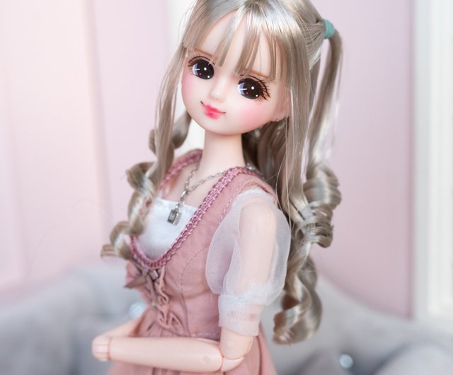 キャッスル製 リカちゃん メイクカスタム *Eevi* - ショップ
