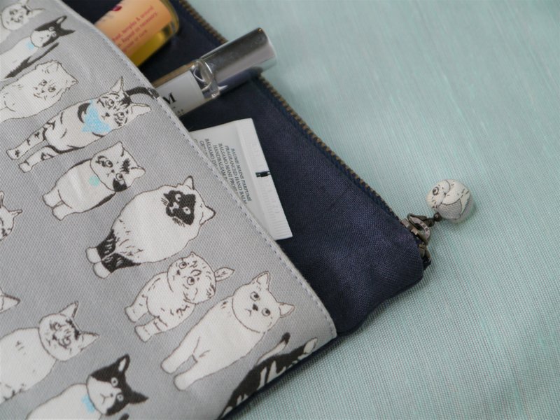 Fusion Baby Cat-Cosmetic Bag & Universal Bag - กระเป๋าเครื่องสำอาง - ผ้าฝ้าย/ผ้าลินิน สีน้ำเงิน