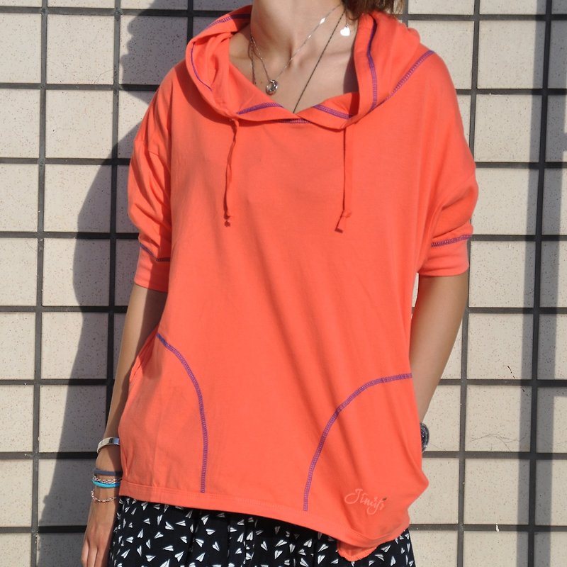3/4 Sleeve T-Shirt With Hood - Orange - เสื้อผู้หญิง - ผ้าฝ้าย/ผ้าลินิน สีส้ม
