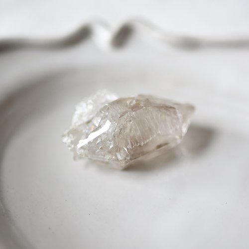 宅心 heim 白泥骸骨水晶 Skeletal Quartz no.8