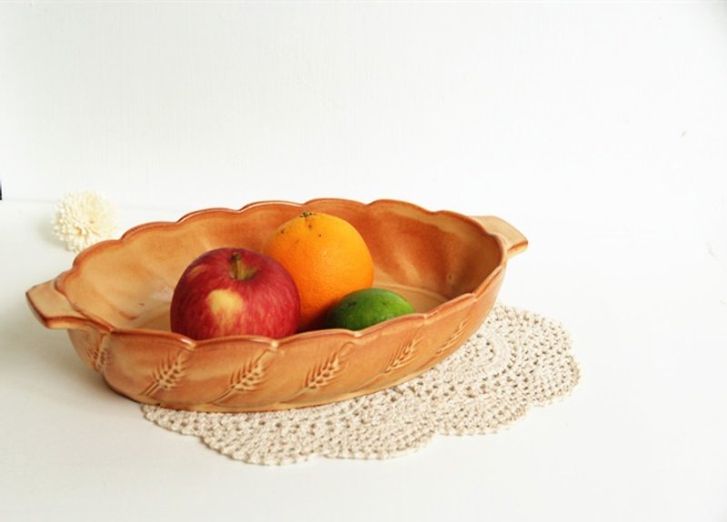 [Good Day Fetish] Italy Vintage Handmade Pottery Salad Plate, Fruit Plate - Small Plates & Saucers - Pottery Gold