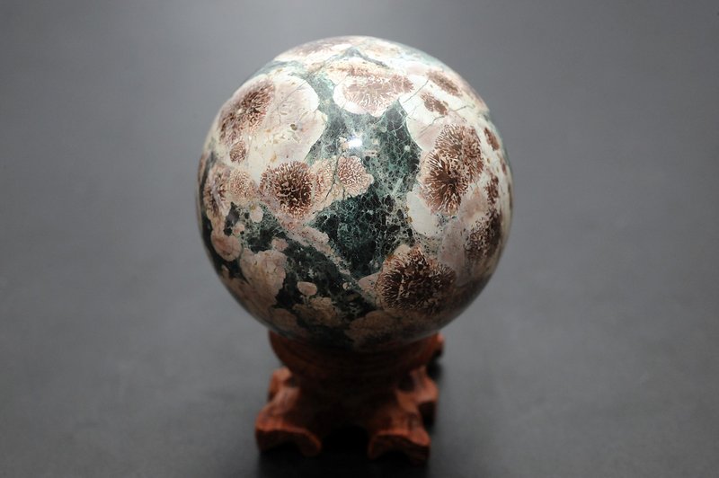 綠櫻花瑪瑙球 礦石/瑪瑙/水晶/癖邪/平衡/穩定 - 擺飾/家飾品 - 半寶石 