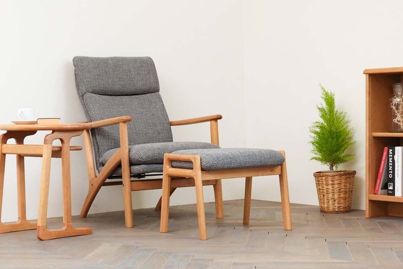 Hamamoto Kogei No.8000 Stool - Chairs & Sofas - Wood Brown