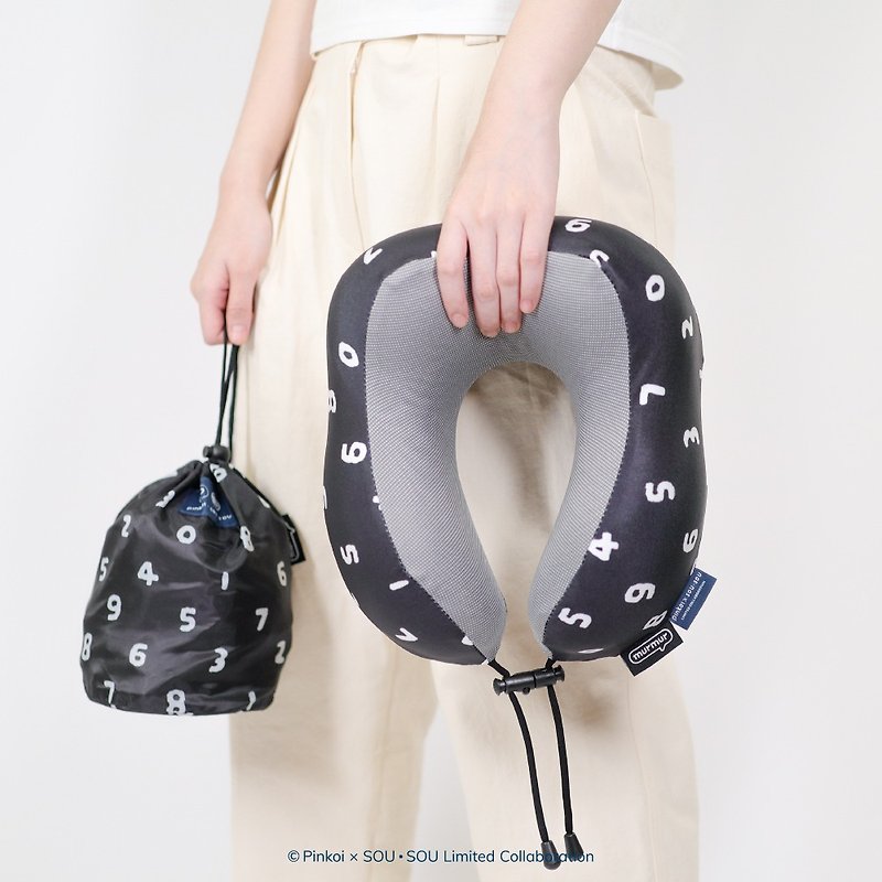 【Pinkoi x SOU・SOU】Travel foldable neckpillow - NP042 - Neck & Travel Pillows - Polyester Black