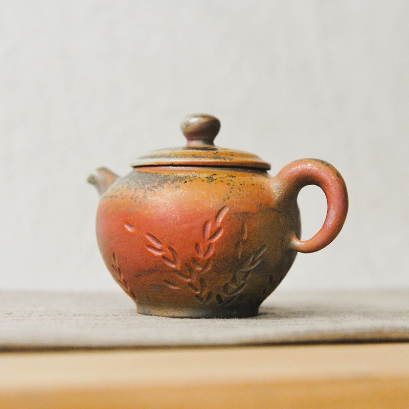 手作り陶器の薪は、春のティーポットの少し息をもたらしました - 急須・ティーカップ - 陶器 ブラウン