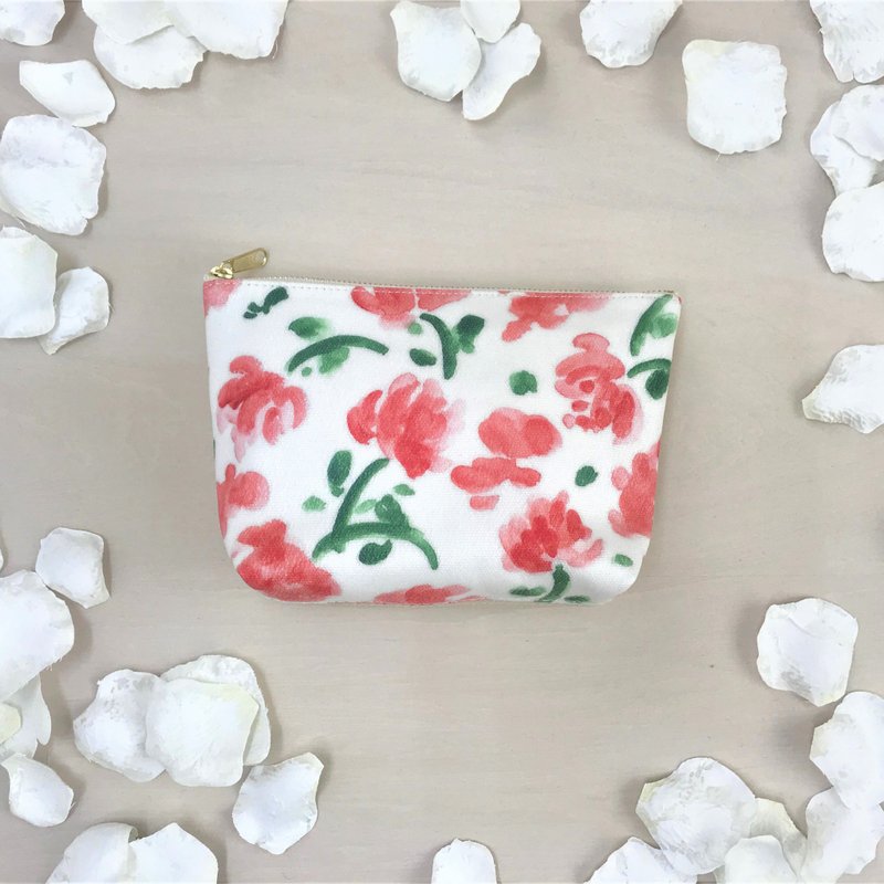 NEW Bloom Flower Gusseted Pouch Flower lover Pattern Red - กระเป๋าเครื่องสำอาง - ผ้าฝ้าย/ผ้าลินิน สีแดง