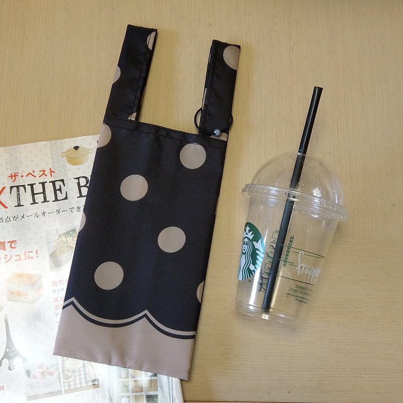 Brown suger bubble tea (Brown dot)。Handmade reusable bag for drinks and anything - ถุงใส่กระติกนำ้ - วัสดุกันนำ้ สีดำ
