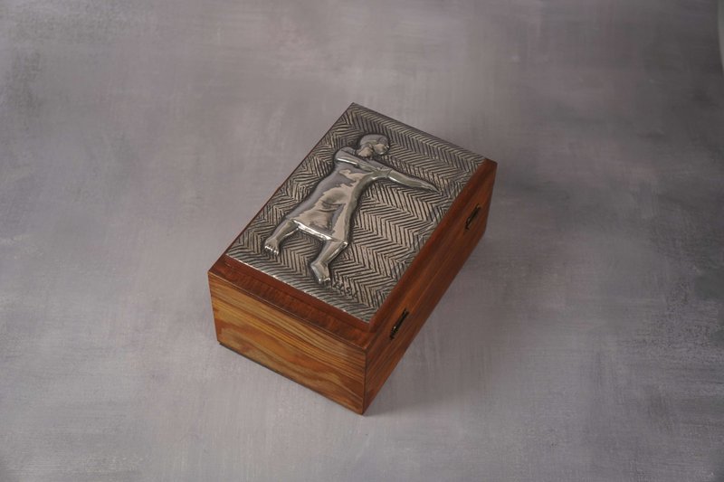 Tin Sculpture Small Relaxation Energy Meditation Storage Box - Storage - Other Materials Transparent