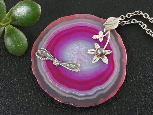 AGATIX Pink Fuchsia Agate Slice Slab Silver Flower Dragonfly Pendant Necklace Jewelry