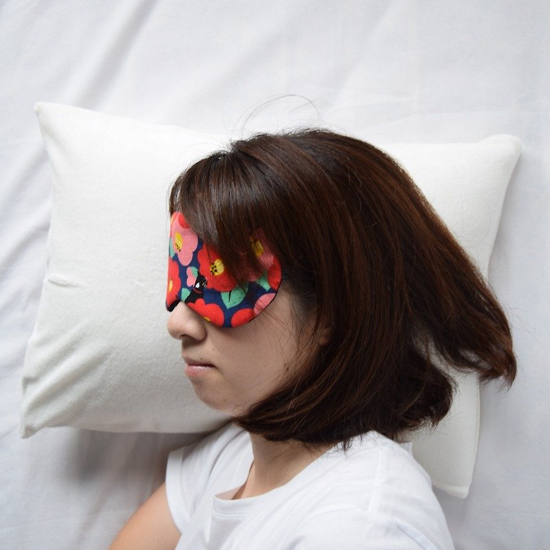 Camellia Cat eye mask /Navy/with a free bag/trip/sleep/gift - ผ้าปิดตา - ผ้าฝ้าย/ผ้าลินิน สีน้ำเงิน