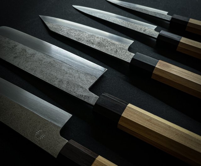 特製手造りペティナイフ 銀紙鋼 花柄 誠貴作 V金10号積層 特製手造りペティナイフ 銀紙鋼 花柄 誠貴作 V金10号積層