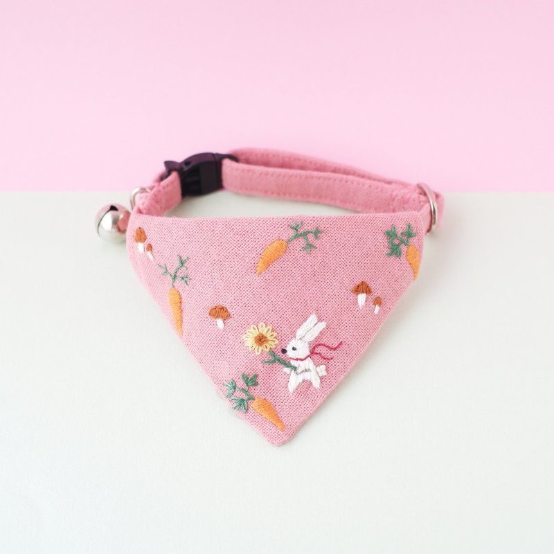 Little forest - Breakaway cat collar : Bunny,hand-emboidered bandana,Removable - 項圈/牽繩 - 棉．麻 粉紅色