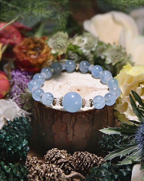 Secret garden crystal 海藍寶設計款手鏈