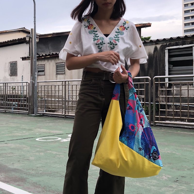 Horadan umi face - Handbags & Totes - Other Materials Yellow