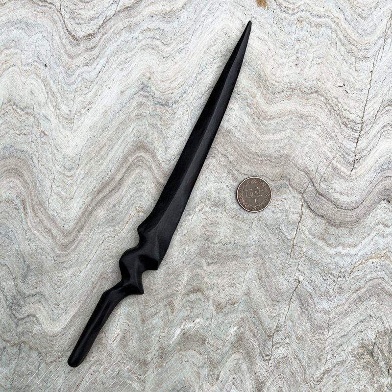 我販劍　妖刀　圈圃囹囿　袖珍魔劍　魔劍紙鎮 - 擺飾/家飾品 - 木頭 黑色