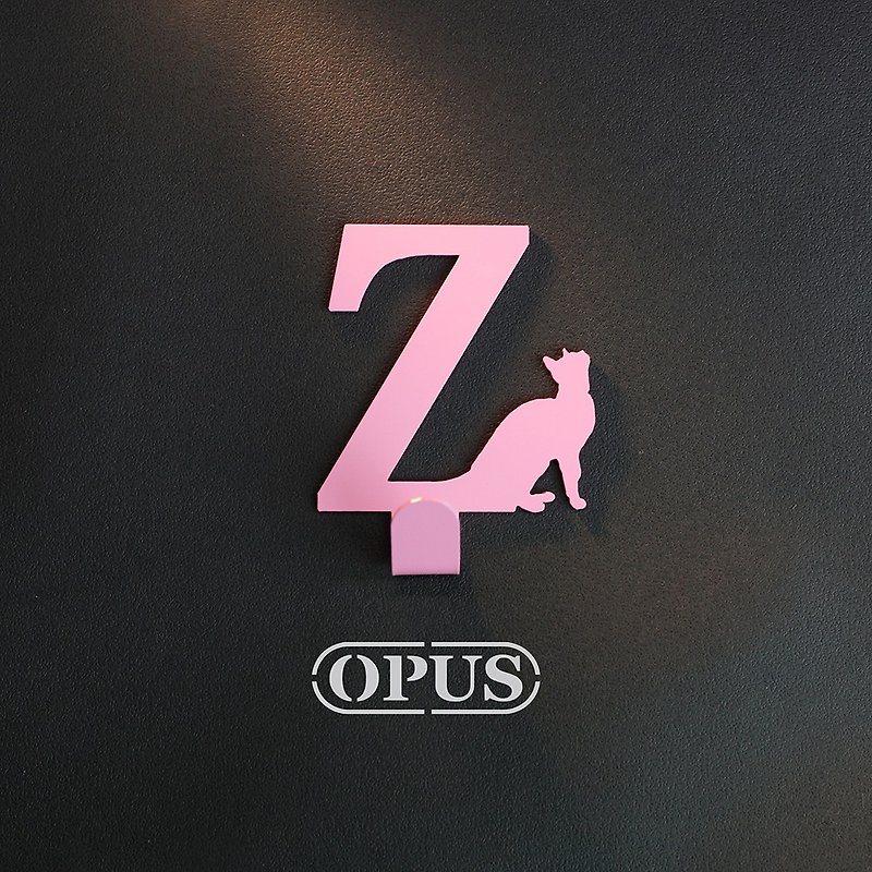 【OPUS Dongqi Metalworking】When a Cat Meets the Letter Z - Hanging Hook (Pink)/Wall Decoration Hook - Wall Décor - Other Metals Pink