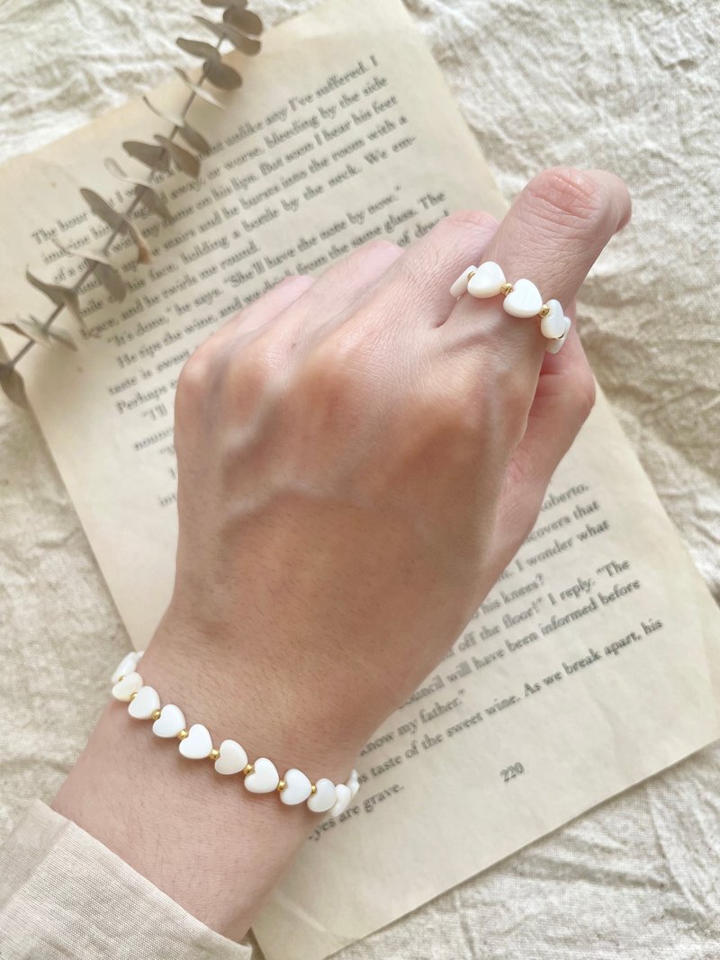 Love Shell Love Bracelet Ring Set Valentine's Day Limited - สร้อยข้อมือ - เปลือกหอย ขาว