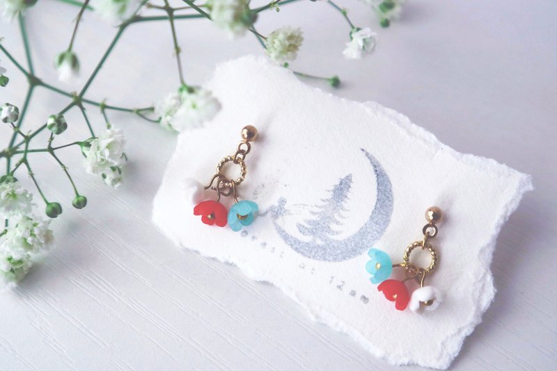 Midnight forest. 3-color small lily of the valley earrings. Mount Fuji - ต่างหู - ดินเหนียว หลากหลายสี