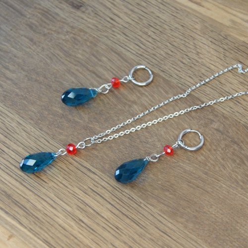 Cyberpunk Jewelry Boutique 藍水晶動漫耳環和項鍊。 城堡移動首飾套裝