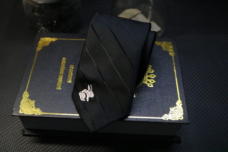 黒ウサギ刺繍ヤクザ真糸ネクタイ暗紋ビジネスnecktie - ネクタイ・ネクタイピン - シルク・絹 ブラック
