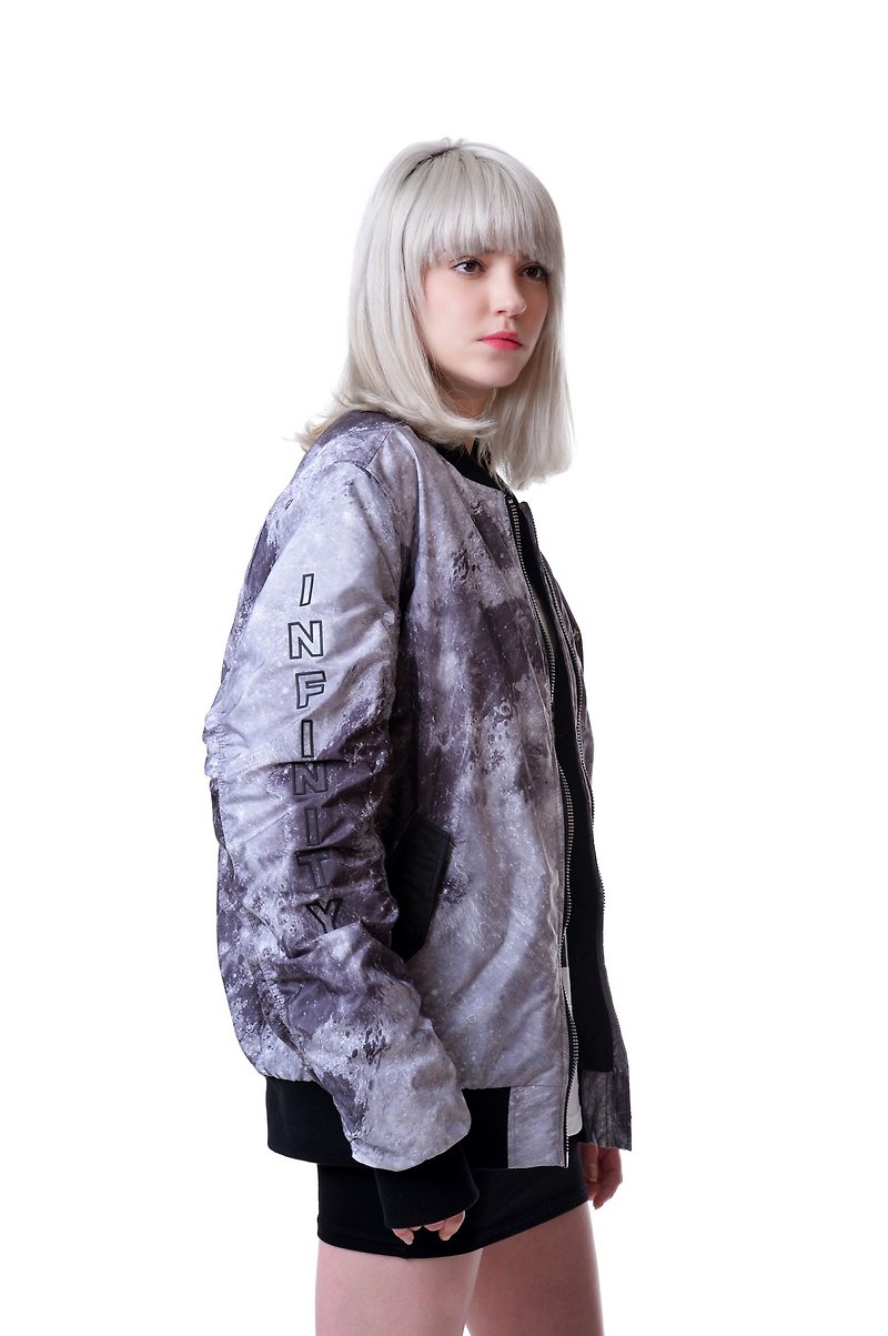 Hong Kong Design | Fools Day Moon Print Waterproof Jacket - เสื้อโค้ทผู้ชาย - เส้นใยสังเคราะห์ สีเทา