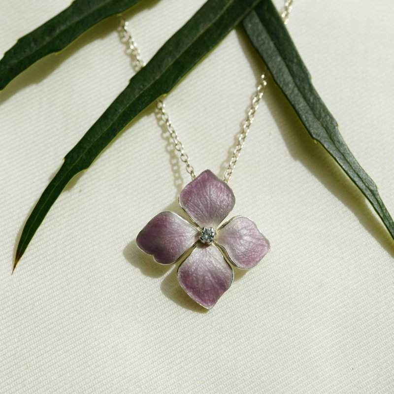 Hydrangea enamel necklace (purple) - Necklaces - Silver Blue