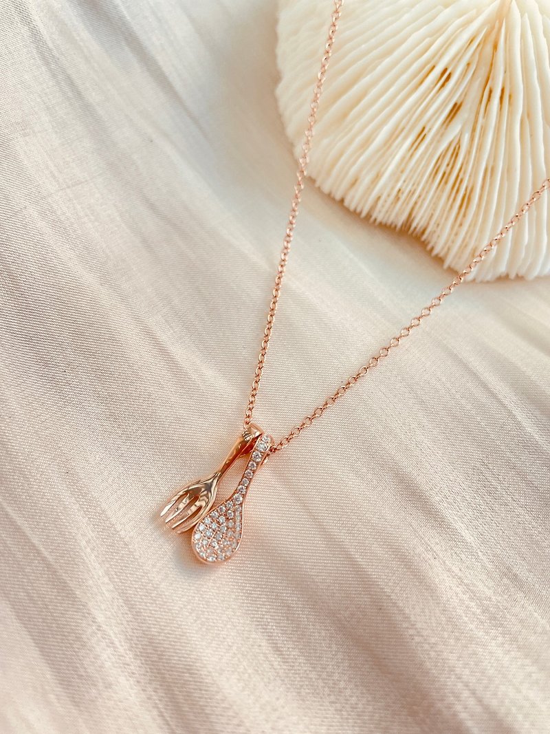 Miyue Golden Fork Spoon Necklace│ Miyue Gift Recommendation