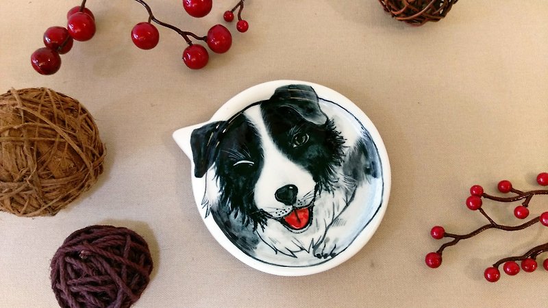 Valentine's Day birthday gift preferred sheepskin underglaze painted pinch modeling plate - Small Plates & Saucers - Porcelain Multicolor