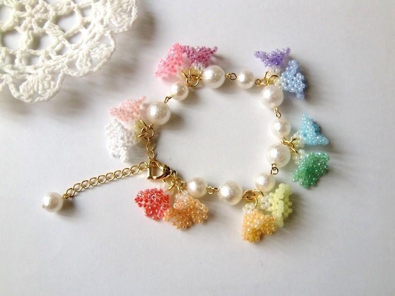 Fairy hat bracelet Delicate lace Gorgeous neat and clean elegant cute pretty flower lover primrose spring rainbow colorful dream cute pastel color sherbet color - สร้อยข้อมือ - แก้ว หลากหลายสี