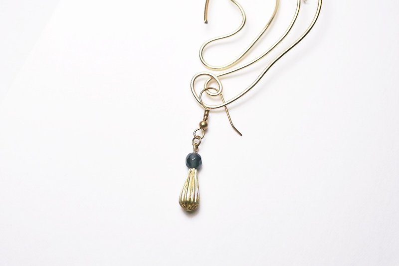 // Dyer beads cat eye drop earrings Xuanqing // ve039 - Earrings & Clip-ons - Other Metals Blue