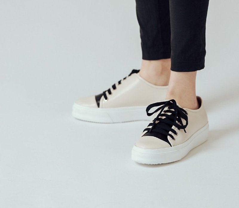 [Show products clear] thick rope straps beveled asymmetric structure leather casual shoes white - Women's Casual Shoes - Genuine Leather White