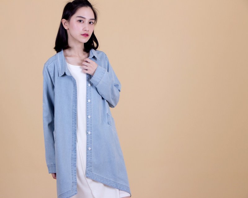 After the fork pocket shirt denim - เสื้อเชิ้ตผู้หญิง - ผ้าฝ้าย/ผ้าลินิน สีน้ำเงิน