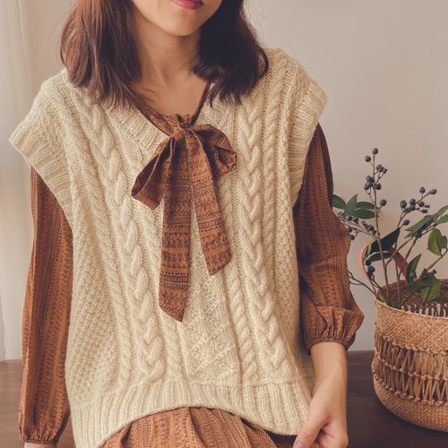 Irene's Knitting Design Lana 麻花背心 編織說明書電子檔