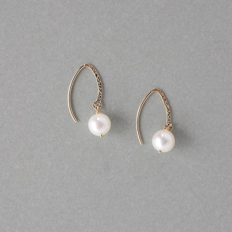 【14KGF】Marquis Hook Pearl Earrings - 耳環/耳夾 - 寶石 