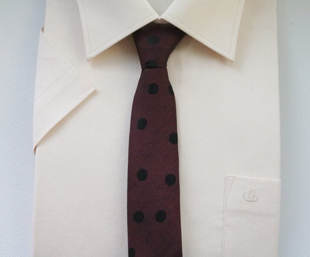 ダークレッドカラードットシルクネクタイ狭版紳士服tie - ショップ