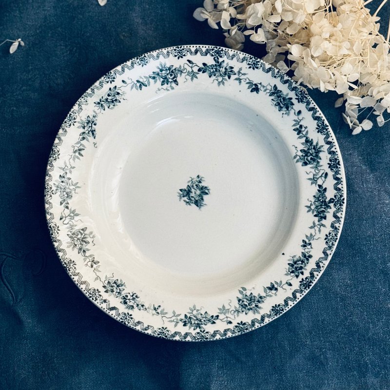 * 50883-法國古董Saint-Amand ALEBALO藍色花卉深盤ARGENTON 系列 - 盤子/餐盤/盤架 - 瓷 