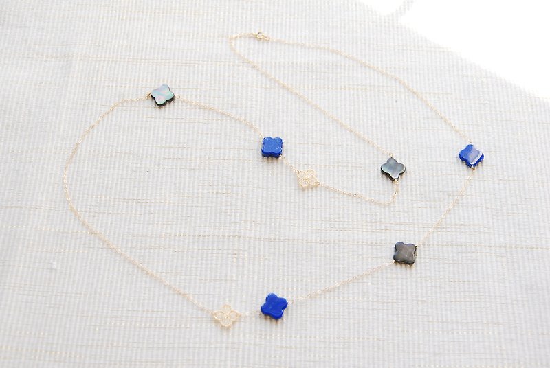 Long necklace with flower lace and shell Lapis lazuli 14kgf - Long Necklaces - Gemstone Blue