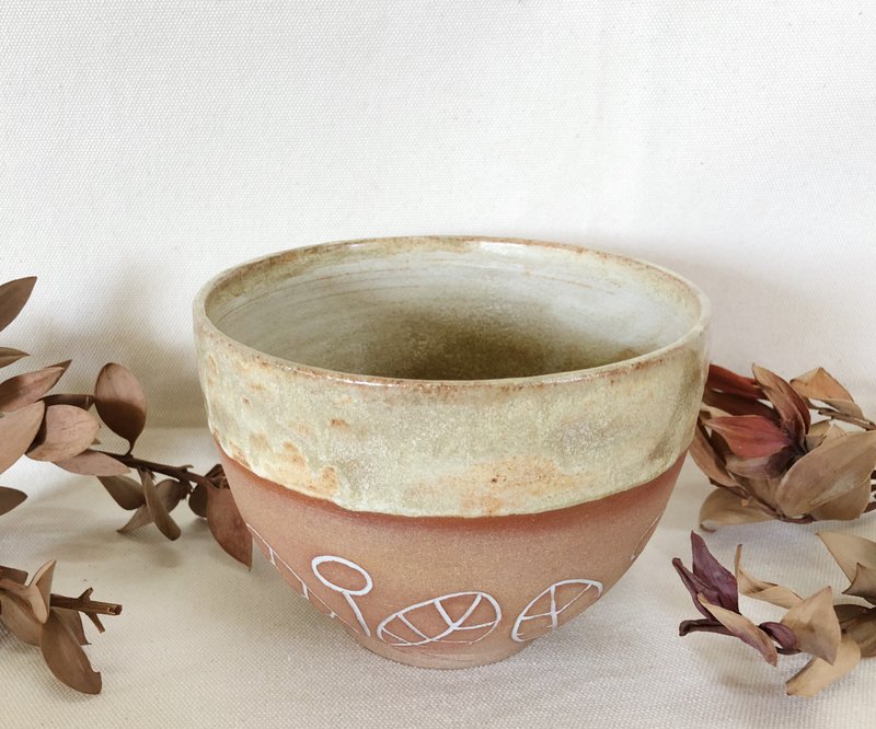 Pottery bowl-carved pottery bowl - Bowls - Pottery Brown