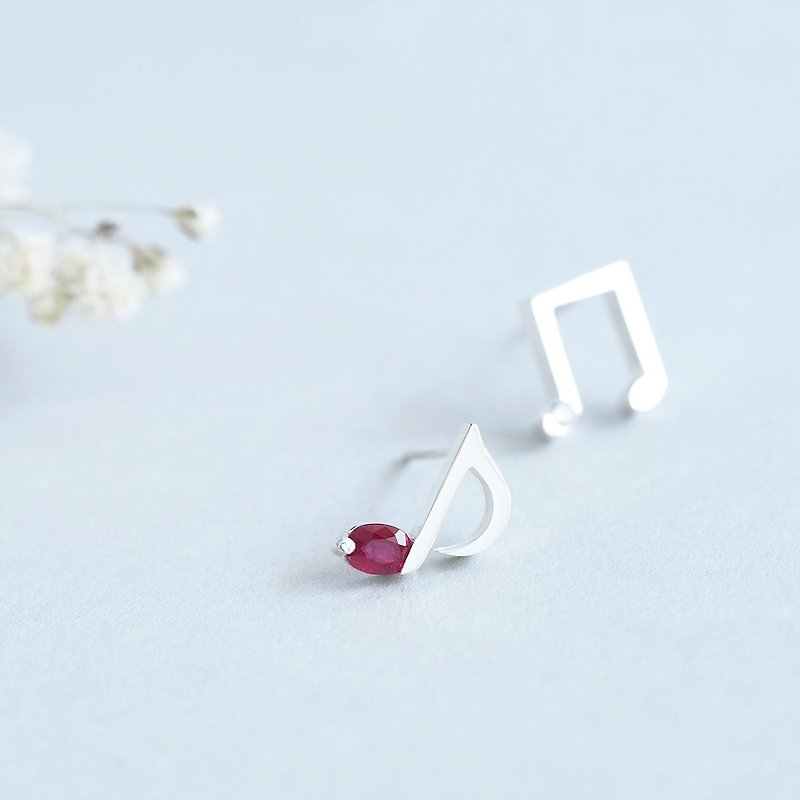 Limited quantity) Natural Ruby Eighth Note Earrings Silver 925 - Earrings & Clip-ons - Other Metals Red